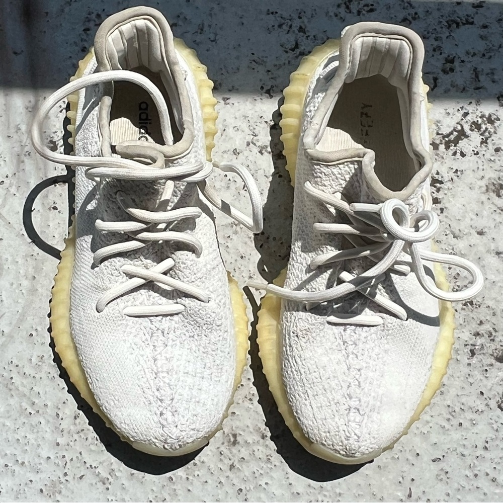 Adidas Yeezy Boost 350 in Cream Sz 5 women